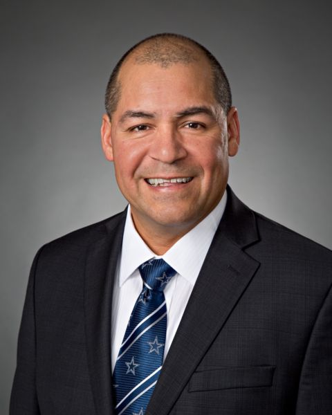 profile photo for Dr. Lucio Calzada